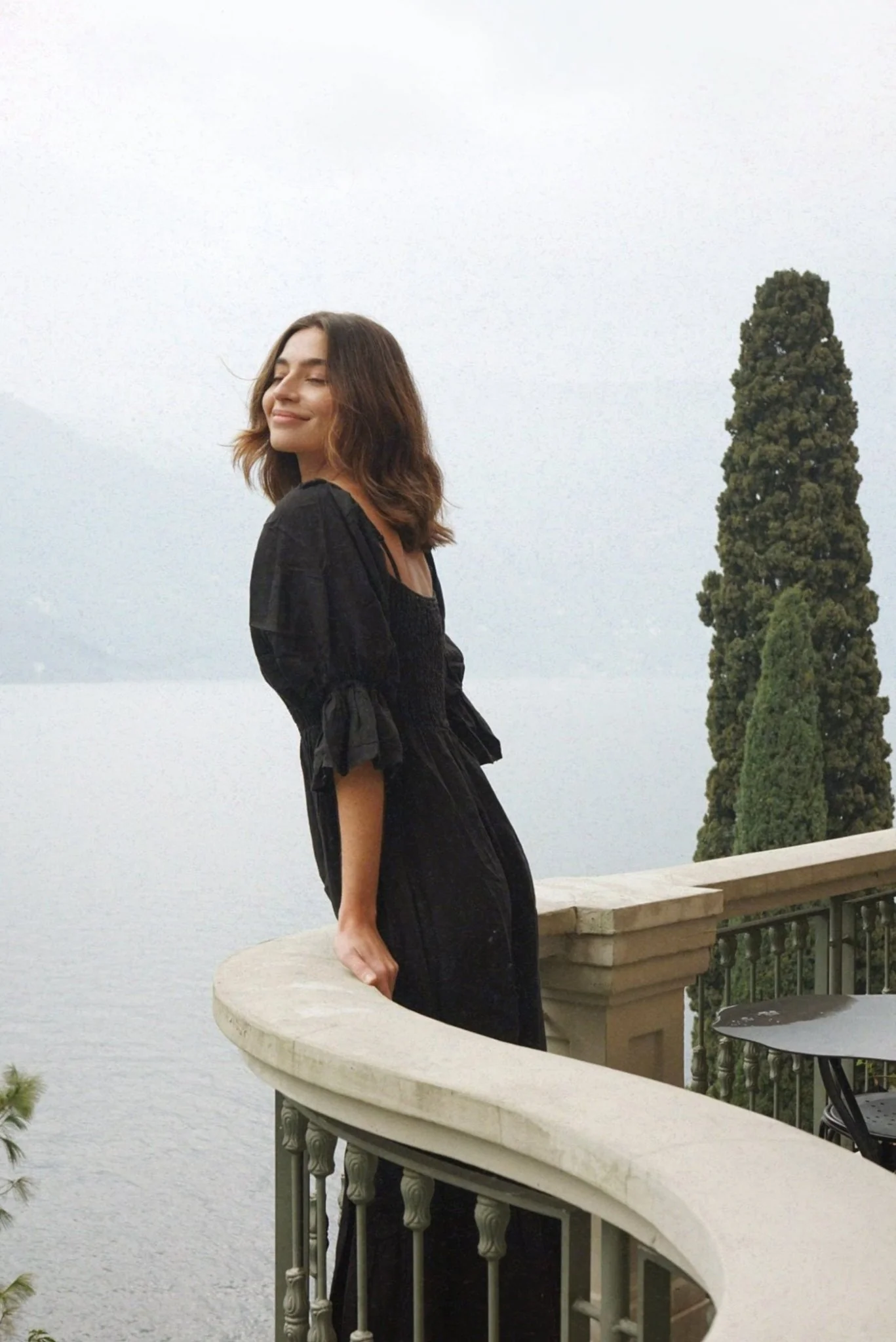 The Deia Linen Dress - Image 11