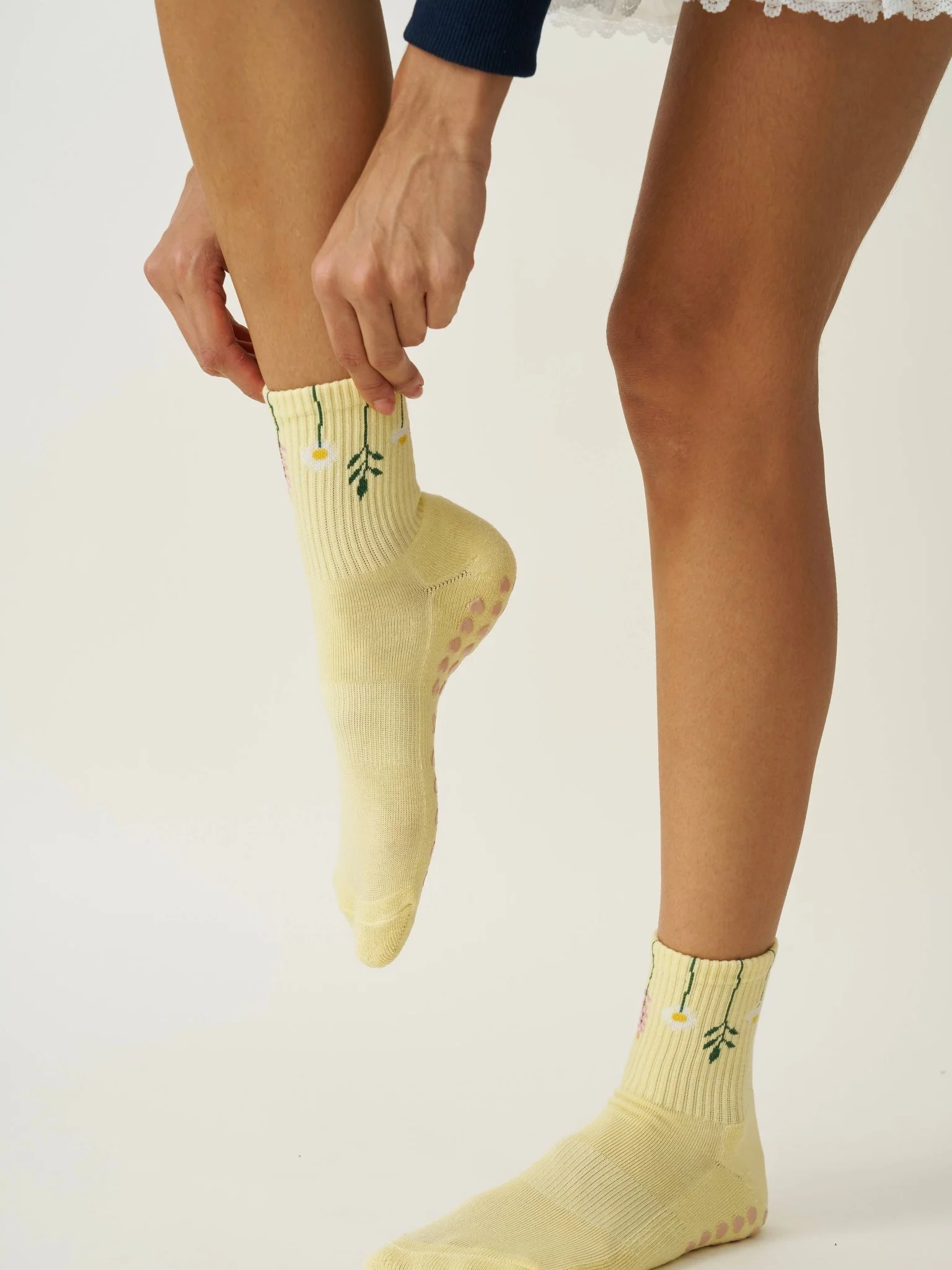 🌿 Flower Stem Grip Sock | Pilates Socks - Image 2