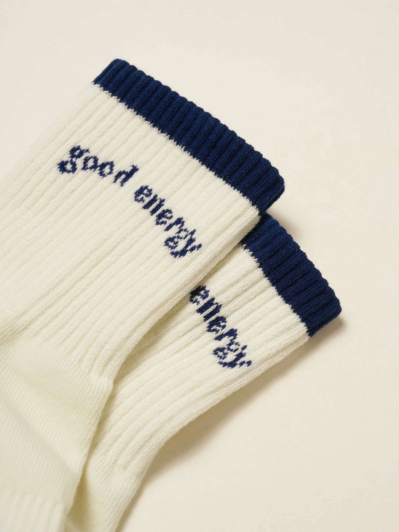π§πΌββοΈ Good Energy Grip Sock | Pilates Socks - Image 3