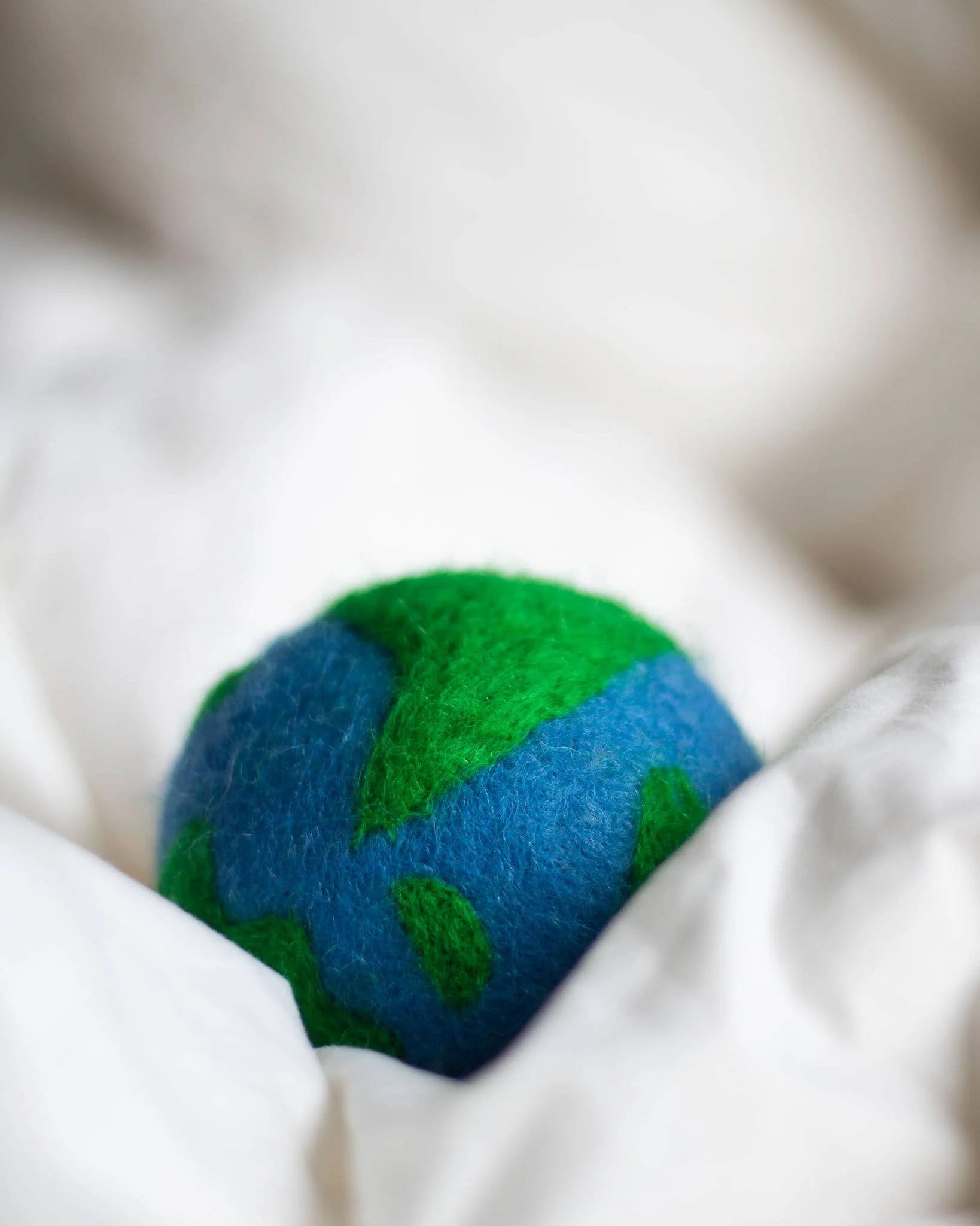Mama Earth Eco Dryer Ball