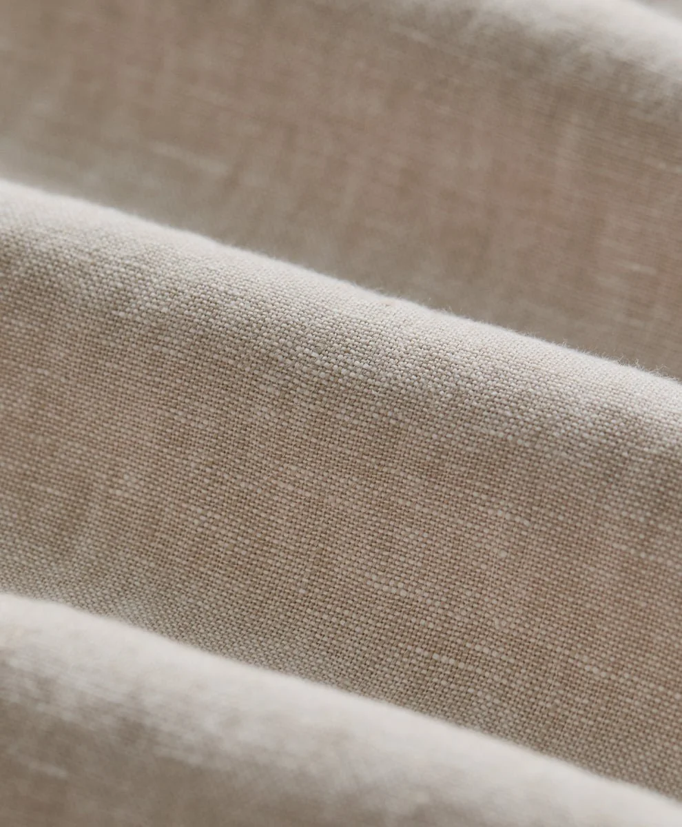 Organic Linen Relaxed Shirt - Image 7