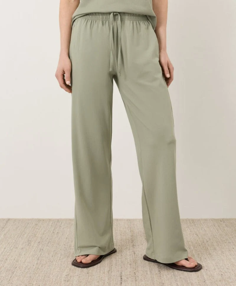 Organic Luxe Essential Wide Leg Pant | Seagrass